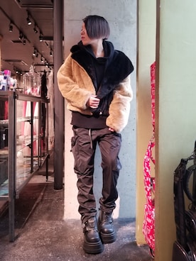 「ROYAL FLASH（ロイヤルフラッシュ）のアイテム（ブルゾン）」を使った、あやさん（レディース・170cm）の秋コーディネート