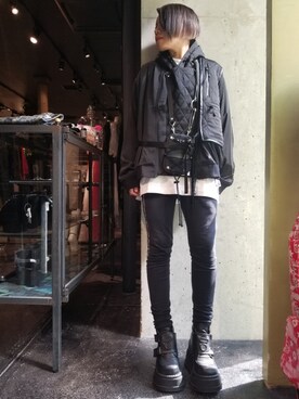 「SUPER THANKS（スーパーサンクス）のアイテム」を使った、あやさん（レディース・170cm）の秋コーディネート