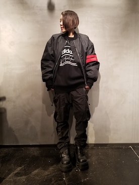 「ROYAL FLASH（ロイヤルフラッシュ）のアイテム（ブルゾン）」を使った、あやさん（レディース・170cm）の秋コーディネート