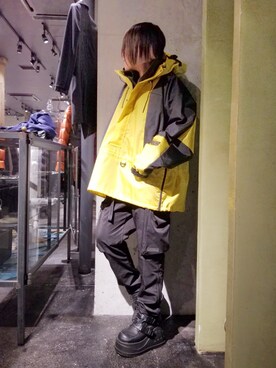 「やっぱりストリートが好き」｜「アイテム（アクセサリー）」を使った、あやさん（レディース・170cm）の秋コーディネート