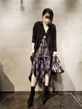 「KMRii（ケムリ）のアイテム」を使った、あやさん（レディース・170cm）の秋コーディネート
