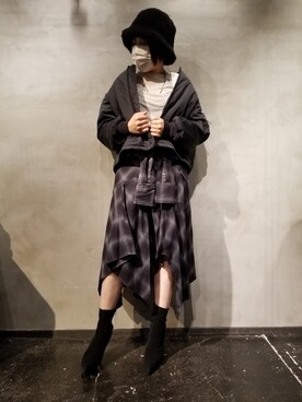 「KMRii（ケムリ）のアイテム」を使った、あやさん（レディース・170cm）の秋コーディネート