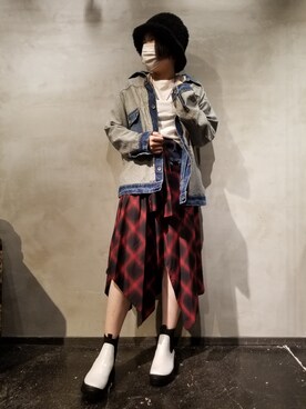 「KMRii（ケムリ）のアイテム」を使った、あやさん（レディース・170cm）の秋コーディネート