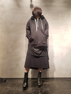 「ISAMU KATAYAMA BACKLASH（イサムカタヤマバックラッシュ）のアイテム（パーカー）」を使った、あやさん（レディース・170cm）の春コーディネート