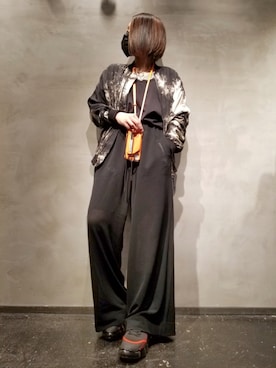 「アイテム（スマホケース/カバー、オレンジ系）」を使った、あやさん（レディース・170cm）の春コーディネート
