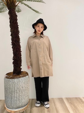 「インスタグラム」｜「アイテム（その他アウター）」を使った、鹿内充栄さん（レディース・162cm）の春コーディネート