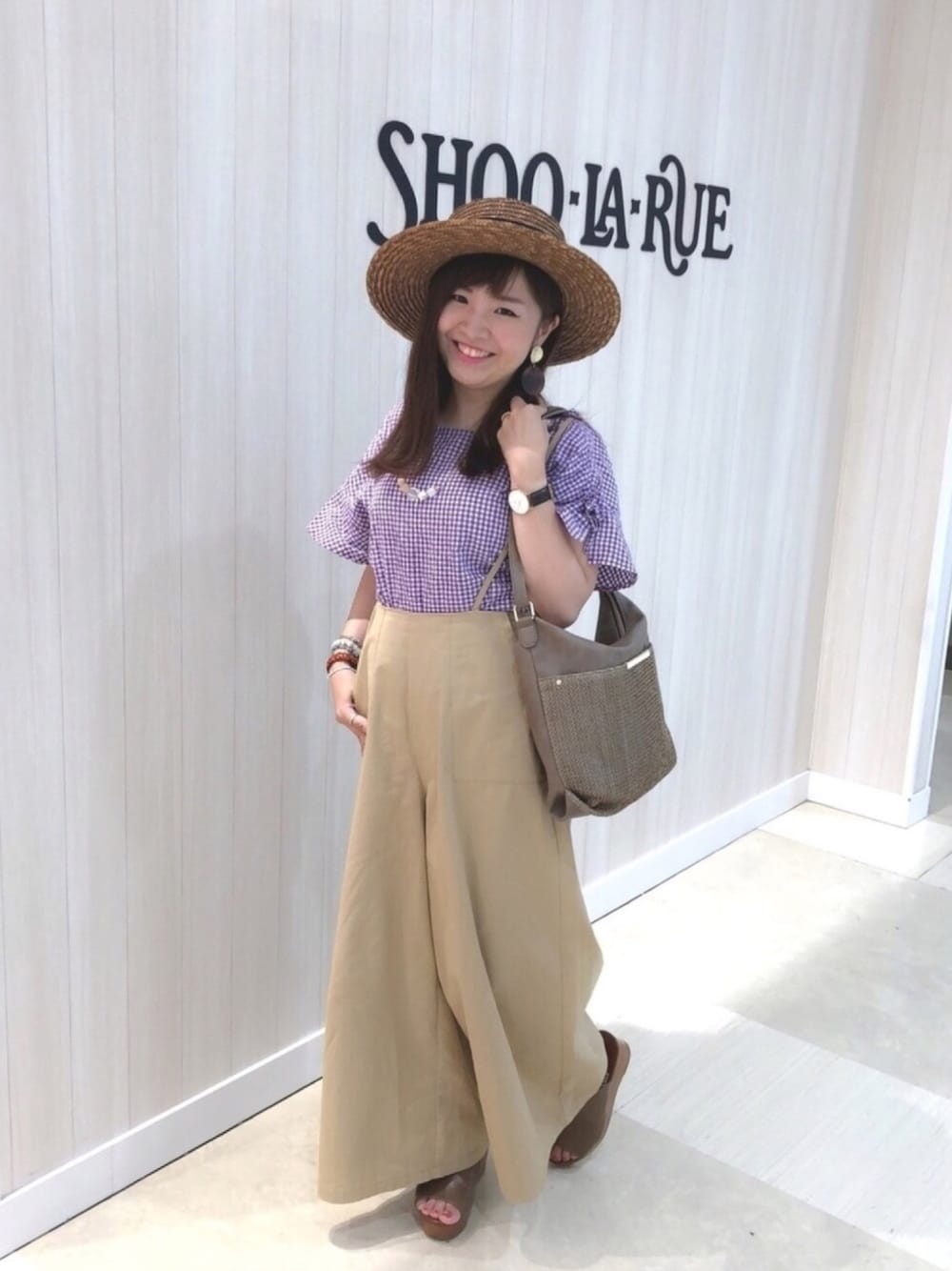「シューラルー、サロペット、ギンガムチェック、パープル、プチプラ、ベージュ、カンカン帽、デート、ベイカーパンツ、オトナカジュアル」｜「DRESKIPの袖ドロストギンガムチェックブラウス（シャツ/ブラウス、パープル系）」を使った、miss＊さん（レディース・148cm）の夏コーディネートの1枚目の写真