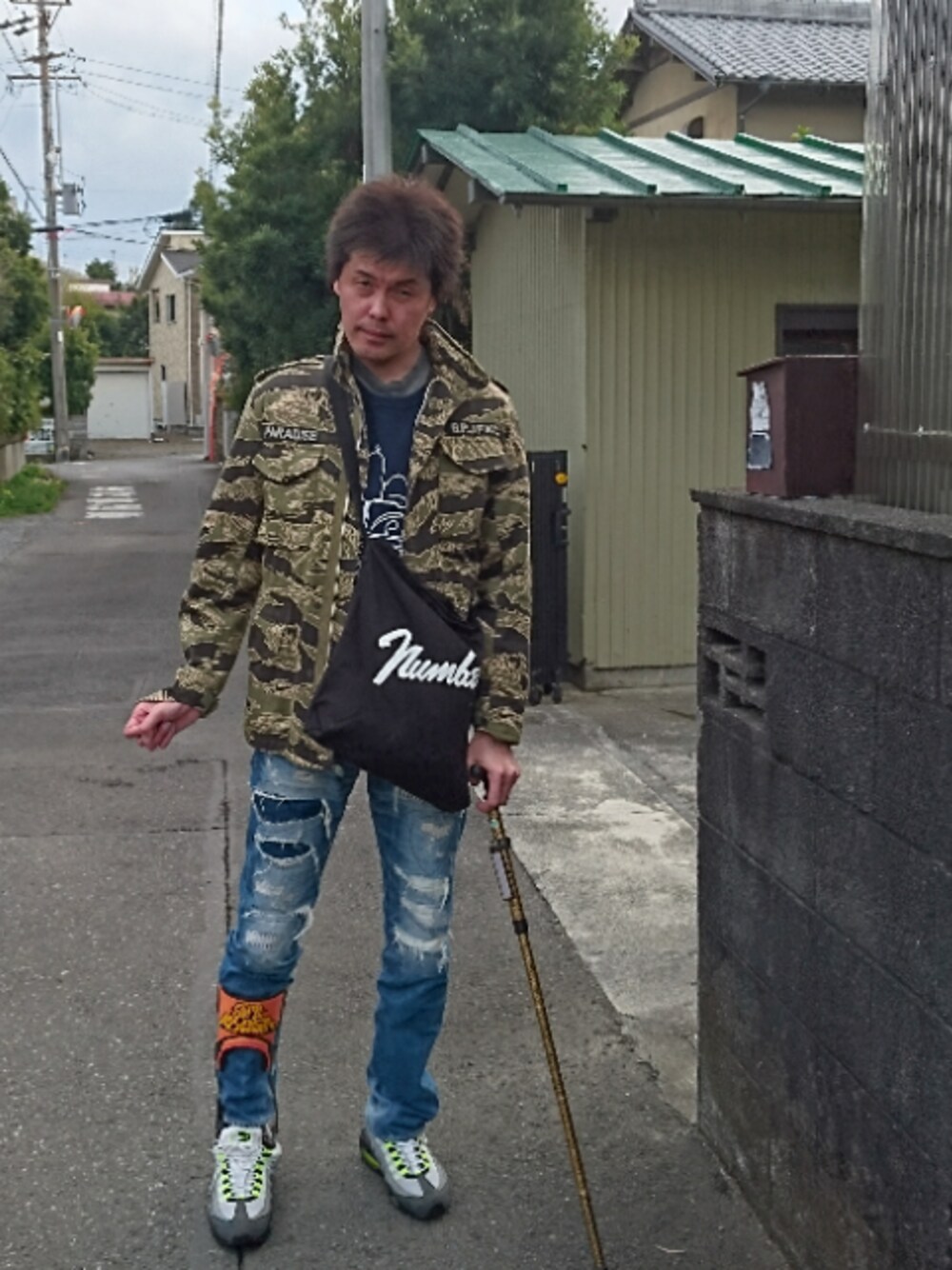 「ウォーキングスタイル」｜「WACKO MARIAのM-65（ミリタリージャケット、グリーン系）」を使った、🤘hiroyuki🤘さん（メンズ・181cm）の冬コーディネートの1枚目の写真