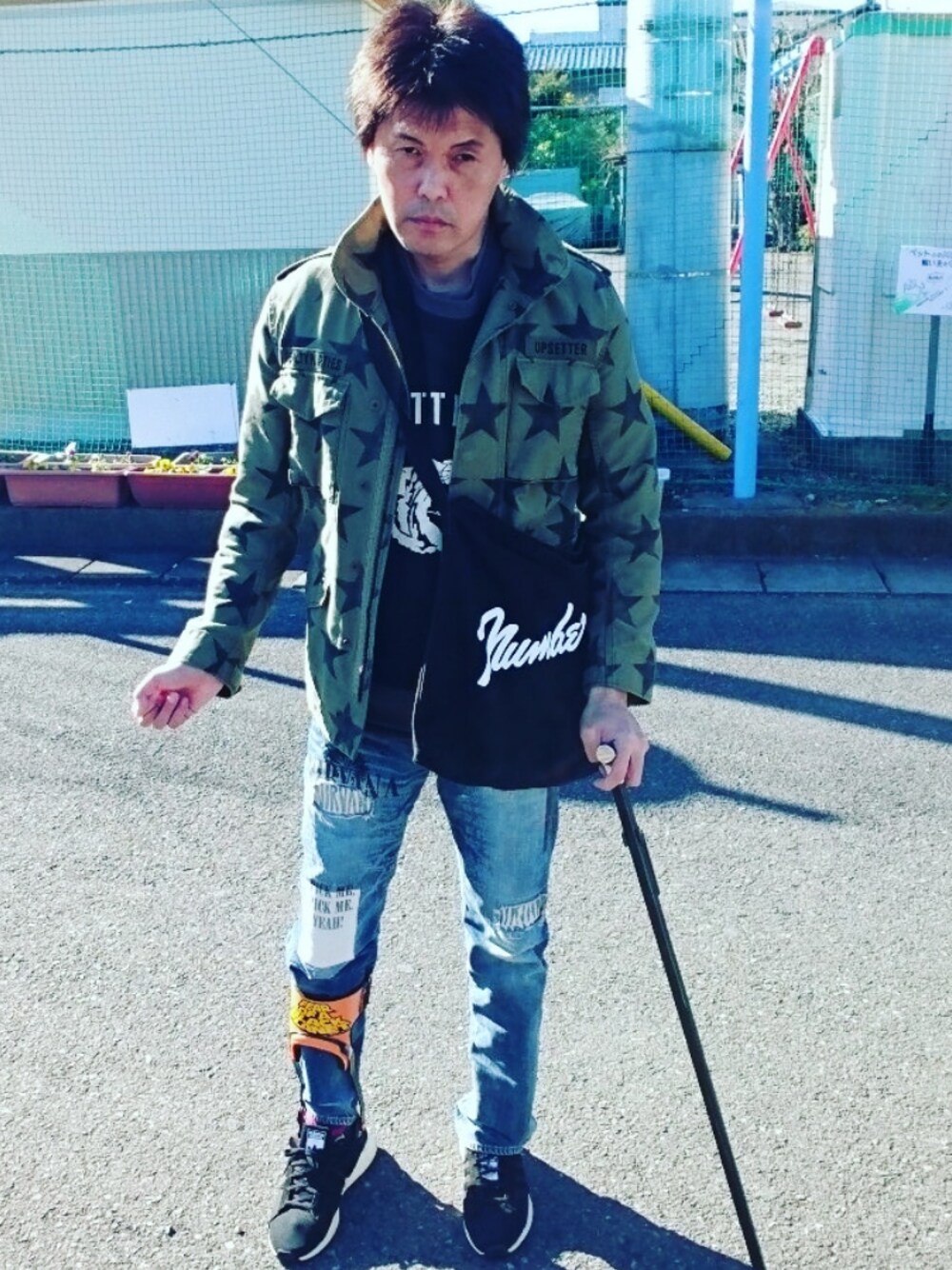 「ウォーキングスタイル」｜「WACKO MARIAのM-65（ミリタリージャケット、ベージュ系）」を使った、🤘hiroyuki🤘さん（メンズ・181cm）の冬コーディネートの1枚目の写真