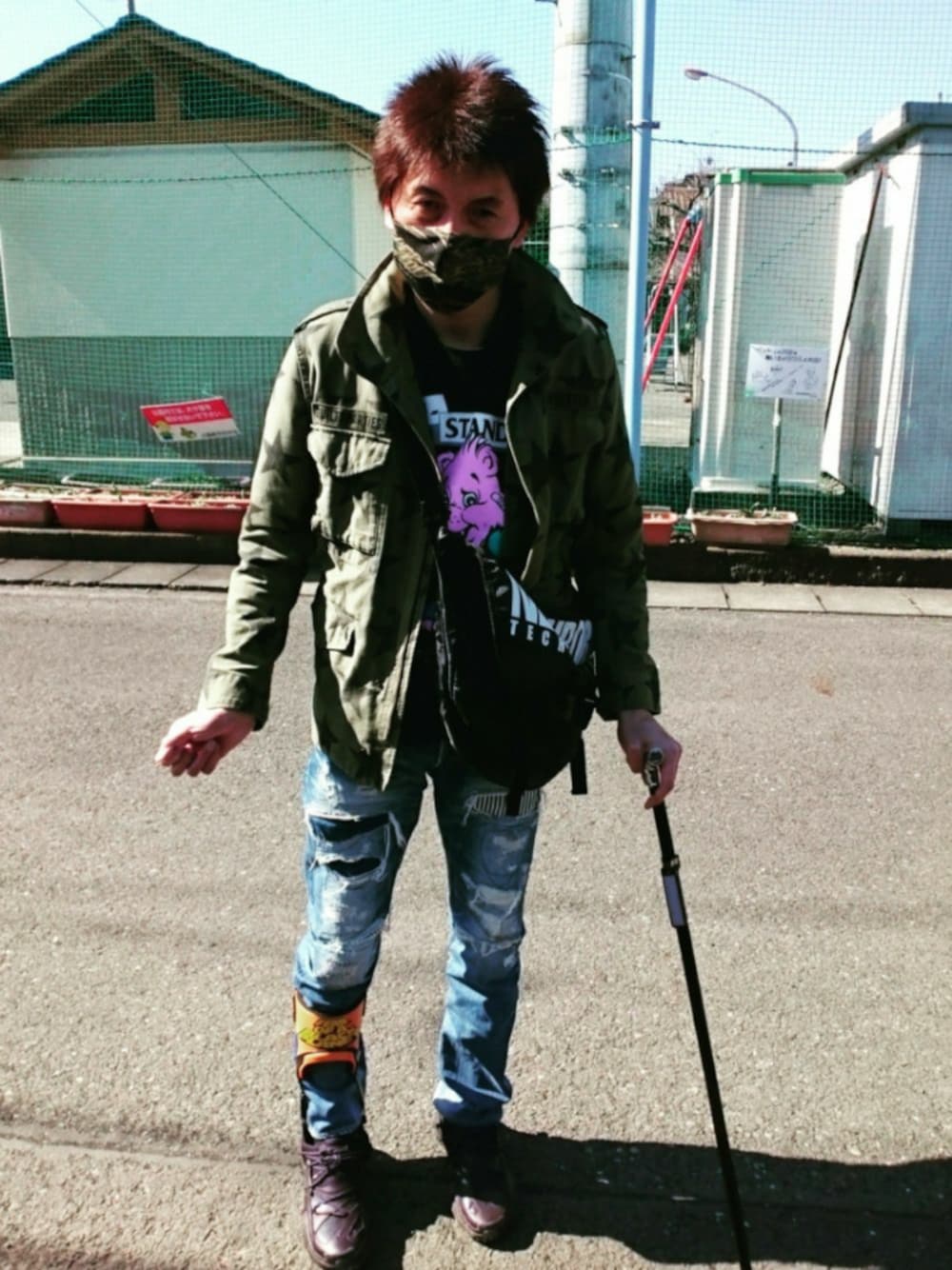 「ウォーキングスタイル」｜「楽天のマスク（その他、グリーン系）」を使った、🤘hiroyuki🤘さん（メンズ・181cm）の冬コーディネートの1枚目の写真