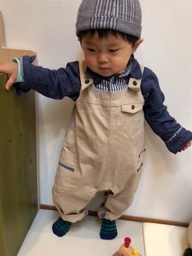 「RAGMART（ラグマート）のアイテム（サロペット/オーバーオール）」を使った、asabowさん（キッズ・80cm）の冬コーディネート