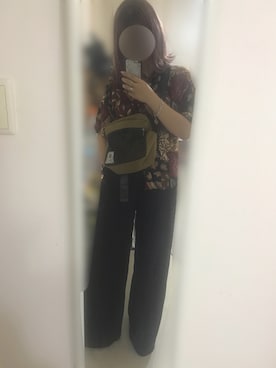 「GU（ジーユー）の（GU）イージーワイドクロップドパンツ（パンツ、ブラック系）」を使った、milenさん（レディース・165cm）の春コーディネート