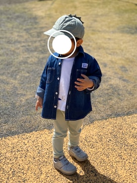 「BUDDY Lee（バディーリー）のアイテム（トップス）」を使った、Ren10Hinaさん（キッズ・90cm）の春コーディネート