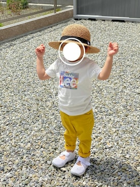 「BUDDY Lee（バディーリー）のアイテム（トップス）」を使った、Ren10Hinaさん（キッズ・90cm）の春コーディネート