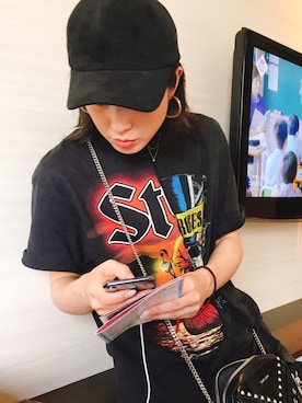 「韓国旅行」｜「アイテム（Tシャツ/カットソー）」を使った、YUKO MISHIMAさん（レディース・162cm）の夏コーディネート