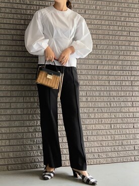 「COCO DEAL（ココディール）のアイテム（スラックス）」を使った、mocharinさん（レディース・161cm）の春コーディネート