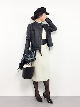 「BLISS POINT（ブリスポイント）のアイテム（ストール/ショール）」を使った、RINAさん（レディース・160cm）の冬コーディネート