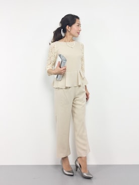 「アイテム（つなぎ/オールインワン、ベージュ系）」を使った、RINAさん（レディース・160cm）の春コーディネート