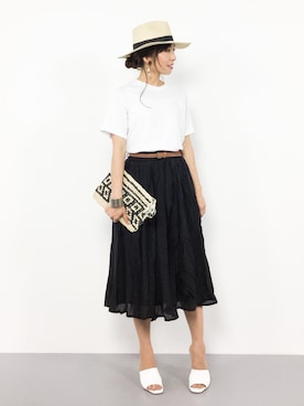 「coca（coca）（コカ）のアイテム（クラッチバッグ）」を使った、RINAさん（レディース・160cm）の夏コーディネート