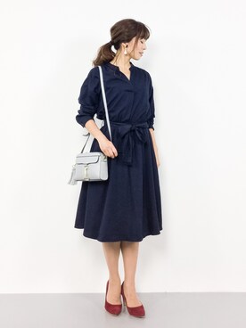 「NATURAL BEAUTY BASIC（ナチュラルビューティーベーシック）のアイテム（シャツワンピース）」を使った、RINAさん（レディース・160cm）の秋コーディネート
