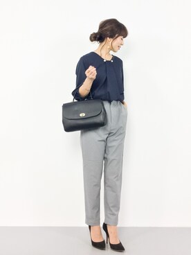 「LEPSIM（レプシィム）のT/R/PUテーパードパンツ　761850（その他パンツ）」を使った、RINAさん（レディース・160cm）の秋コーディネート