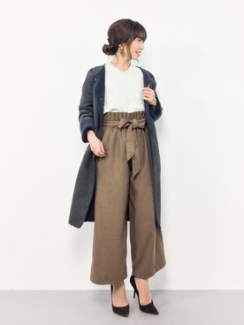 「Vネック」｜「アイテム（ムートンコート）」を使った、RINAさん（レディース・160cm）の秋コーディネート