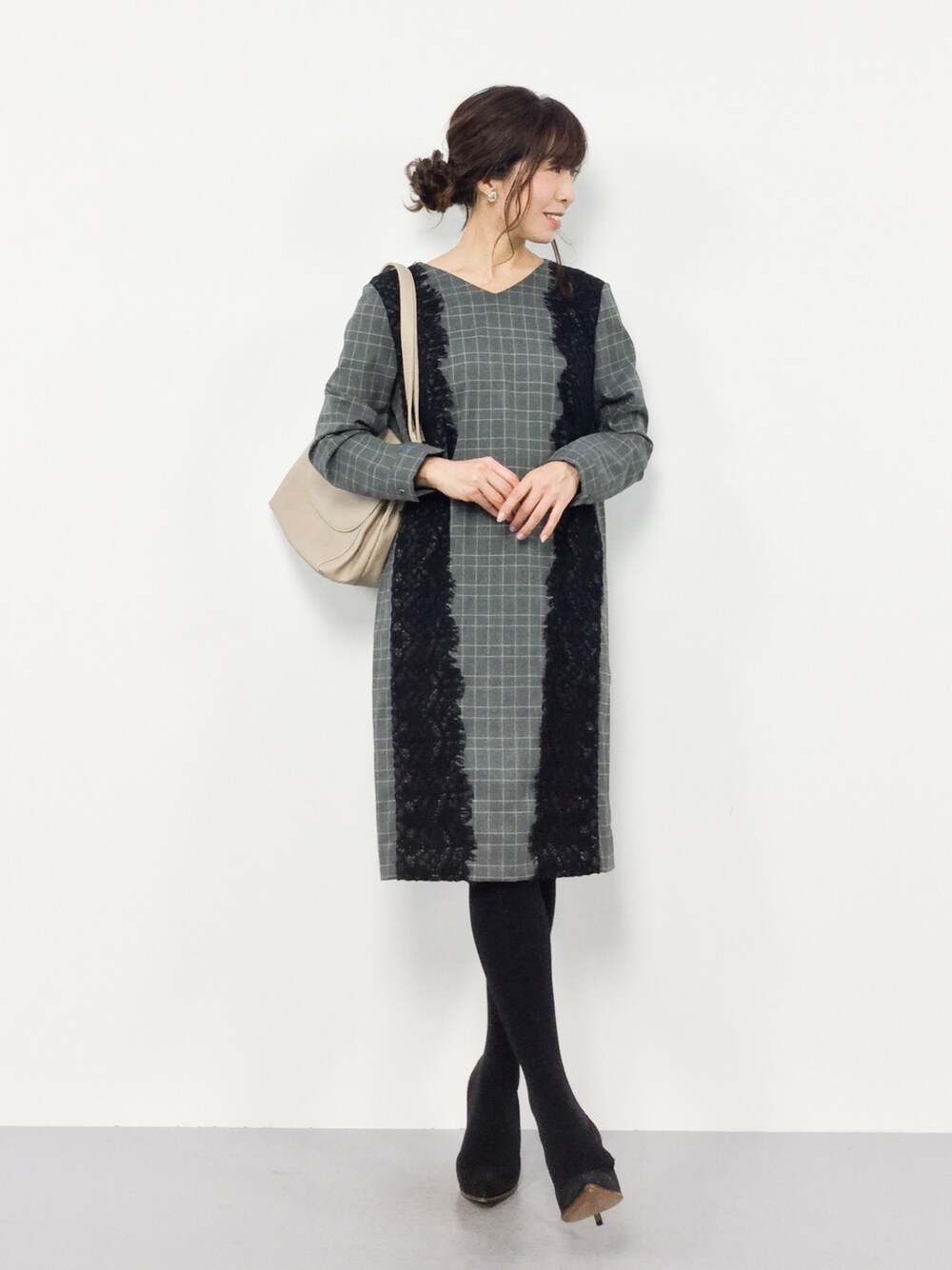 アーバンリサーチロッソ　レース切替ワンピース　グレンチェック　グレー URBAN RESEARCH ROSSO - アーバンリサーチロッソ レース切替