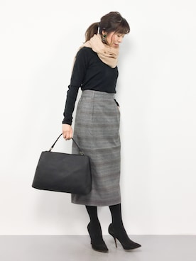 「AZUL by moussy（アズールバイマウジー）のウォッシャブルソフトタッチV/N長袖PO（ニット/セーター）」を使った、RINAさん（レディース・160cm）の冬コーディネート