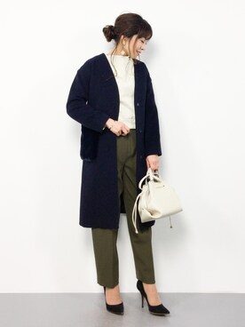 「NATURAL BEAUTY BASIC（ナチュラルビューティーベーシック）のアイテム（その他アウター）」を使った、RINAさん（レディース・160cm）の冬コーディネート