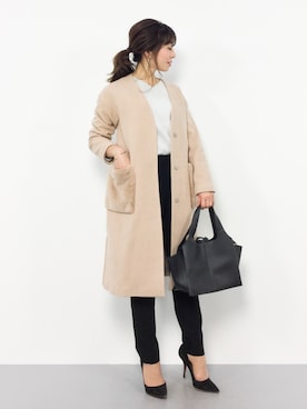 「NATURAL BEAUTY BASIC（ナチュラルビューティーベーシック）のアイテム（その他アウター）」を使った、RINAさん（レディース・160cm）の冬コーディネート