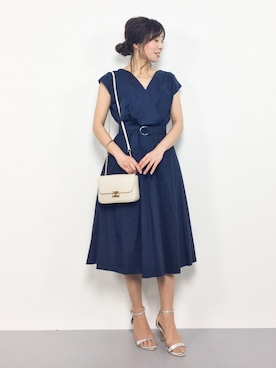 カシュクールノースリーブワンピースを使った人気ファッションコーディネート Wear