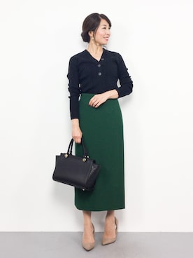 「PLAIN CLOTHING（プレーンクロージング）のアイテム（パンプス）」を使った、RINAさん（レディース・160cm）の秋コーディネート