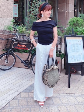 「LOWRYS FARM（ローリーズファーム）のヘンケイバングル　831862（バングル/リストバンド）」を使った、RINAさん（レディース・160cm）の夏コーディネート