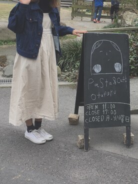 「ジャックパーセル」｜「アイテム（デニムジャケット）」を使った、みどりさん（レディース・160cm）の春コーディネート