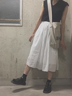 「MODE ROBE（モードローブ）のアイテム（ブレスレット）」を使った、みどりさん（レディース・160cm）の夏コーディネート