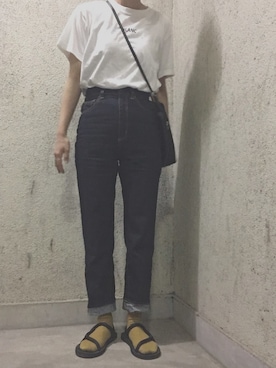 「ハイウエストストレートジーンズ」｜みどりさん（レディース・160cm）の春コーディネート