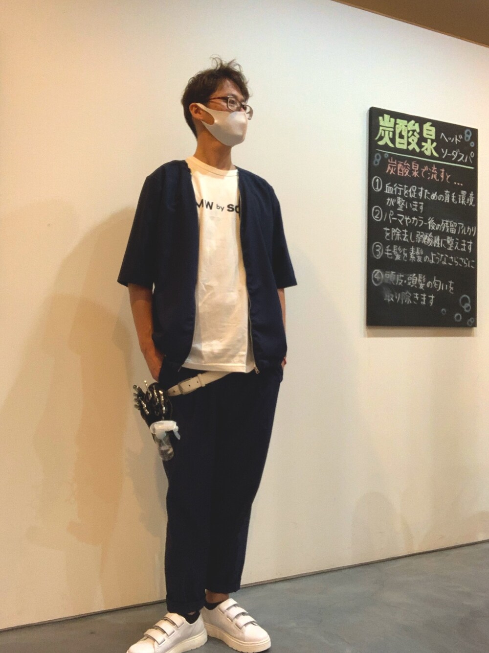 「シンプル、お仕事コーデ、美容師、美容師コーデ、ユニクロ、GU、プチプラ、GU ソフコラボ」｜「CIAOPANICのアイテム（ノーカラージャケット、ブルー系）」を使った、マギーさん（メンズ・174cm）の夏コーディネートの1枚目の写真