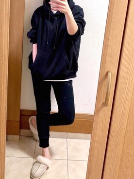 「MSGM（エムエスジーエム）のアイテム（パーカー）」を使った、miiさん（レディース・169cm）の春コーディネート