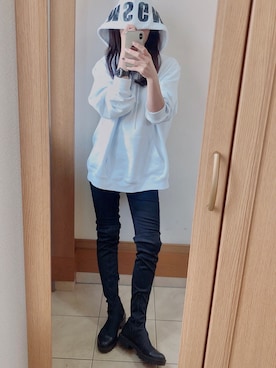 「MSGM（エムエスジーエム）のアイテム（パーカー）」を使った、miiさん（レディース・169cm）の秋コーディネート
