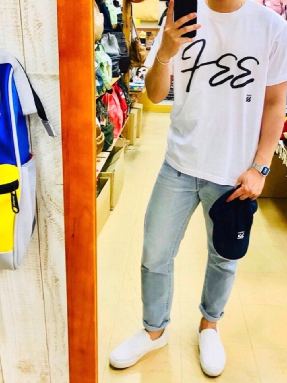 「夏セールで買いました、オリジナルプリント、きれいめカジュアル、スリッポン、シンプルコーデ、白Tシャツ、デニムキャップ、ウォッシュデニム、お洒落さんとつながりたい、プチプラ」｜「✨🌻FEEFEE55新商品🌻✨のアイテム（Tシャツ/カットソー、ホワイト系）」を使った、FEEFEE55さん（メンズ・169cm）の夏コーディネートの1枚目の写真