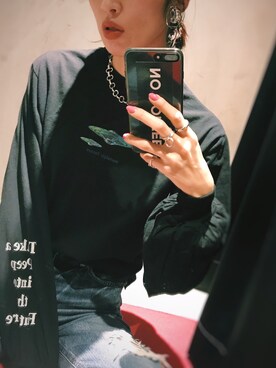 「ROXD（ロッド）のアイテム（アクセサリー）」を使った、maichinさん（レディース・178cm）の冬コーディネート