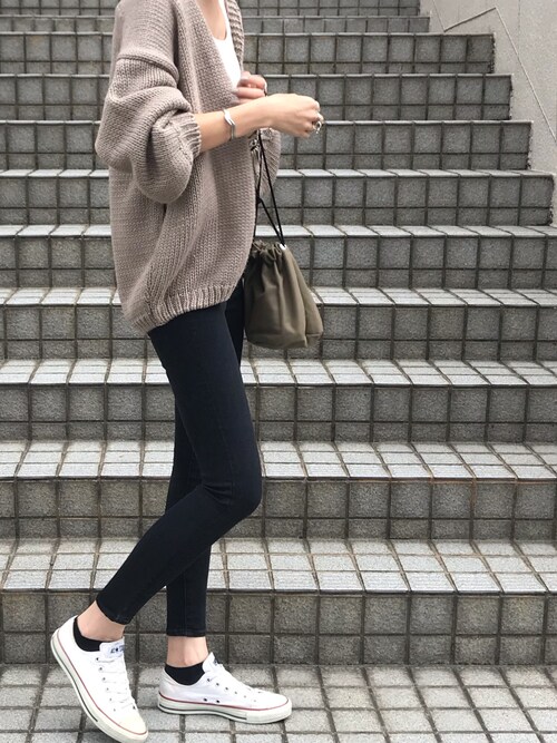 maichinさんのカーディガン/ボレロ「ローゲージニットカーディガン(titivate|ティティベイト)」を使ったコーディネート