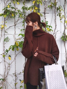 「select MOCA（セレクトモカ）のリンキングオーバーサイズタートルニット（ニット/セーター）」を使った、maichinさん（レディース・178cm）の秋コーディネート
