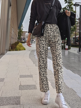 「moussy」｜「アイテム（ライダースジャケット）」を使った、maichinさん（レディース・178cm）の春コーディネート
