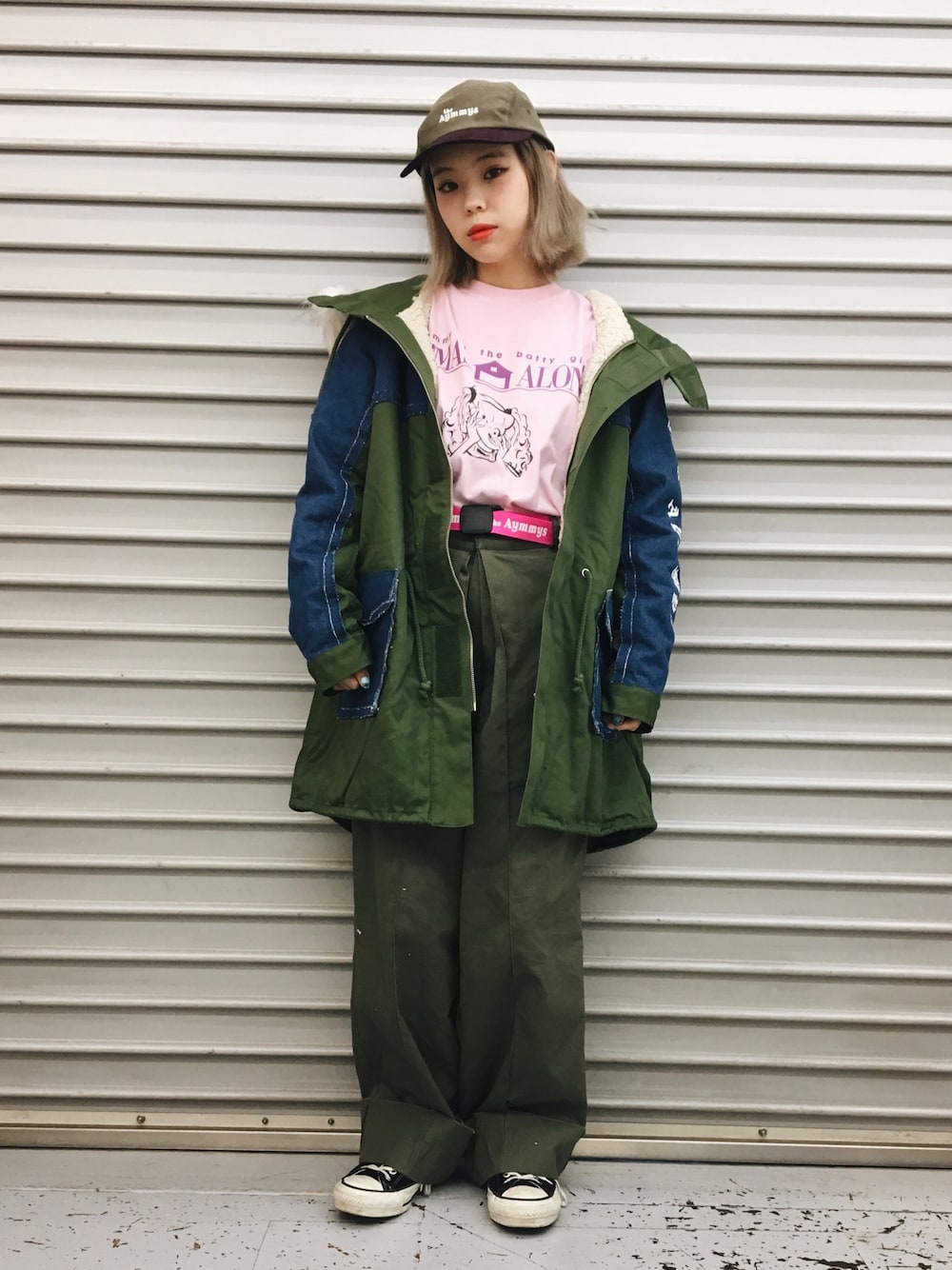 「Aymmy in the batty girls、カーキアウター、モッズコート、カーキパンツ」｜「Aymmy in the batty girlsのCOMPTONモッズコート（モッズコート、グリーン系）」を使った、瀬戸あゆみさん（レディース・152cm）の冬コーディネートの1枚目の写真