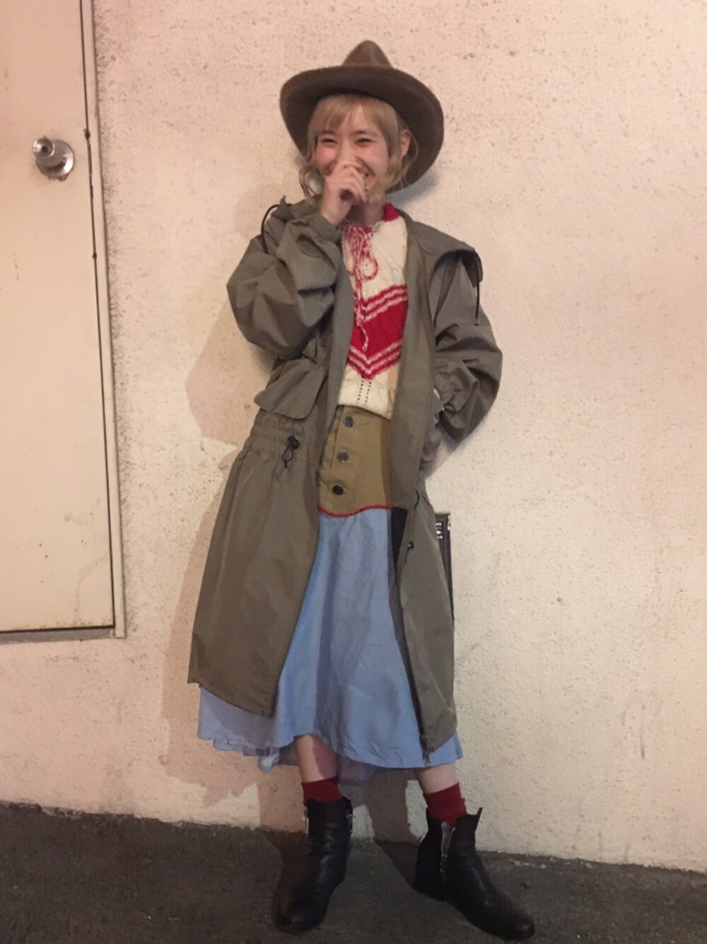 「Aymmy in the batty girls、marte」｜「Aymmy in the batty girlsのHILL VALLEY ウエスタンスカート（デニムスカート、ブラウン系）」を使った、瀬戸あゆみさん（レディース・152cm）の春コーディネートの1枚目の写真