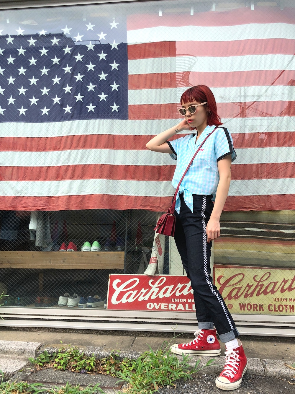 「夏セールで買いました、夏コーデ、スニーカー、開襟シャツ、チェック、Aymmy in the batty girls」｜「Aymmy in the batty girlsのBOWL ギンガムレトロシャツ（シャツ/ブラウス、ブルー系）」を使った、瀬戸あゆみさん（レディース・153cm）の夏コーディネートの1枚目の写真
