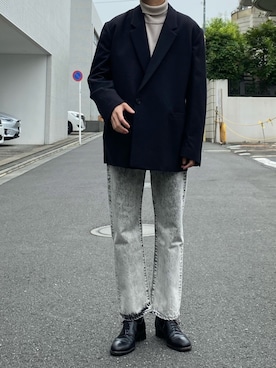 「soe（ソーイ）のアイテム（デニムパンツ）」を使った、遠藤　慎吾さん（メンズ・174cm）の秋コーディネート