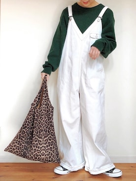 「LAKOLE（ラコレ）のアイテム（オールインワン・サロペット）」を使った、ゆりあのこあらさん（レディース・158cm）の冬コーディネート