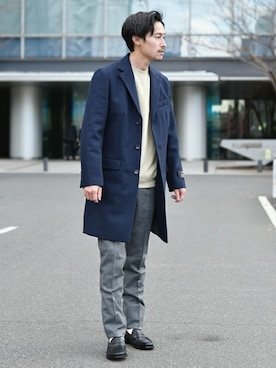 「アイテム（チェスターコート、ブルー系）」を使った、安本さん（メンズ・170cm）の冬コーディネート